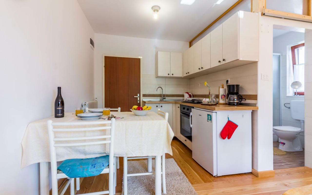 Studio Apartment Meden Pomer Zewnętrze zdjęcie